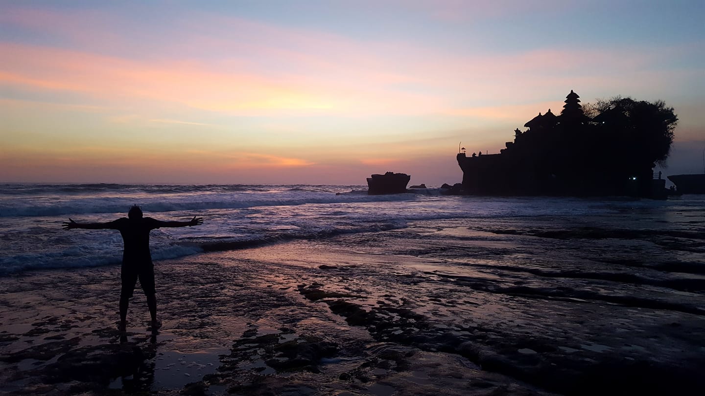 Tanah Lot temple sunset Bali