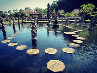 Pałac wodny Tirta Gangga