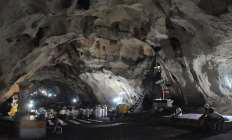 Jaskinia Goa Giri Putri